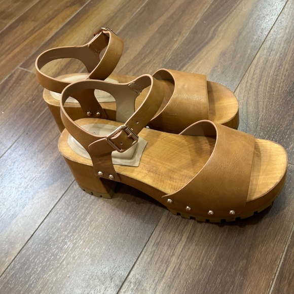 Call it spring chunky block heel - Picture 3 of 3